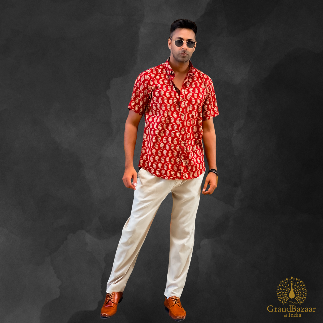 Men's Red Paisley Print Short Sleeve Shirt- 18 S24