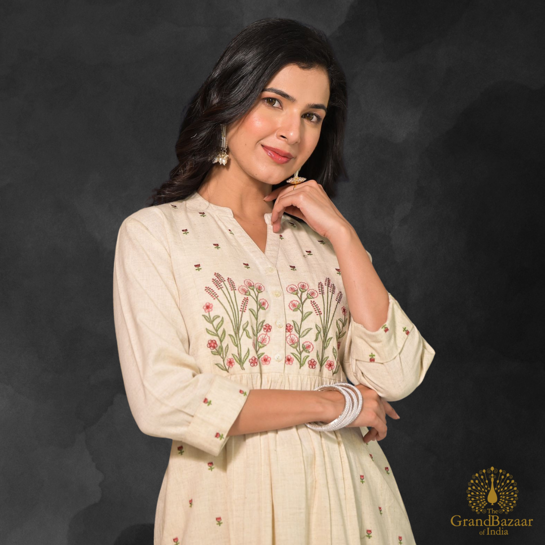 Off white kurti set with floral embroidery