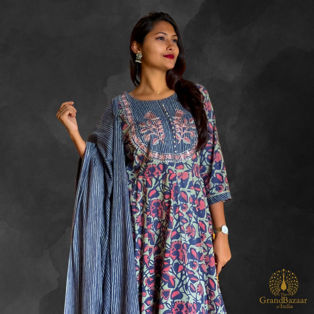 Blue kurti Full set with pink and light blue block prints