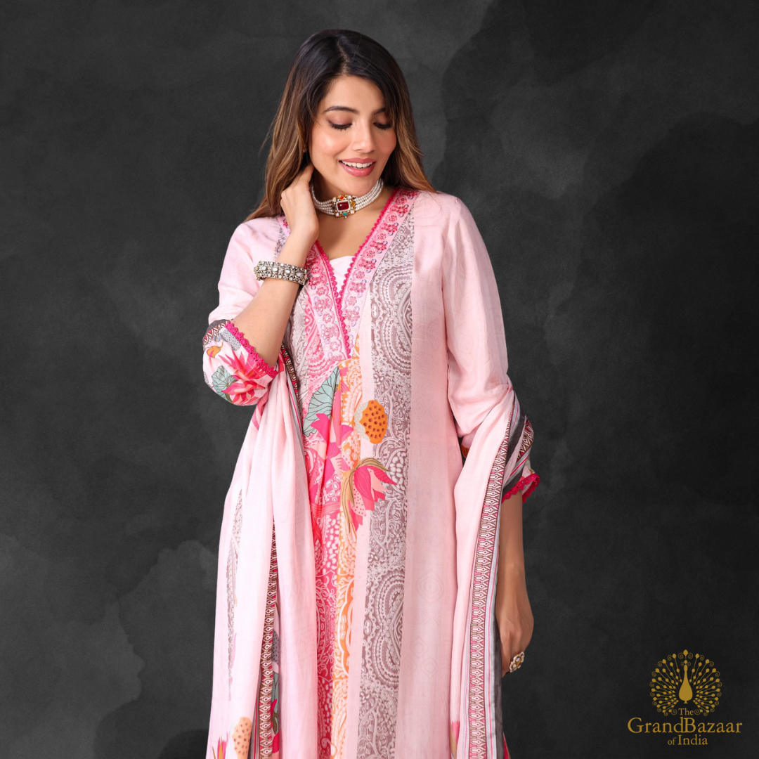 Light pink kurti full set with floral prints