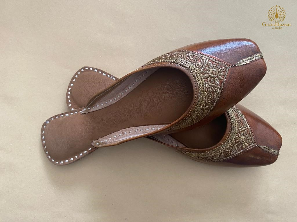 Brown Jutti